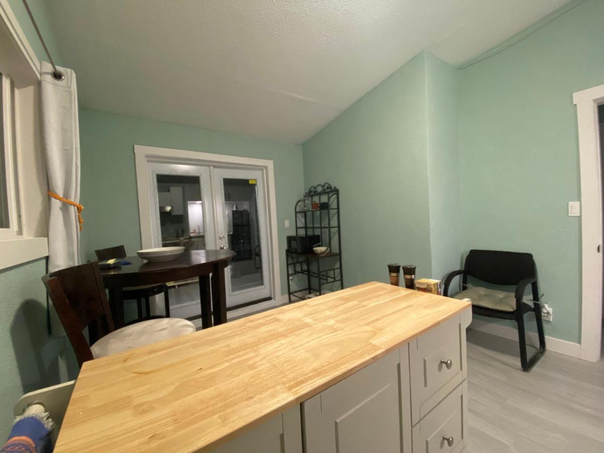 Hudson Homes Bnb Victoria Exteriér fotografie