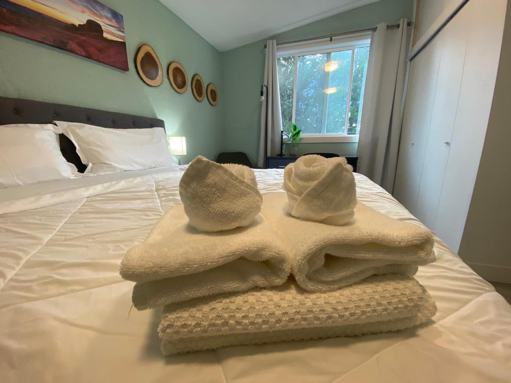 Hudson Homes Bnb Victoria Exteriér fotografie